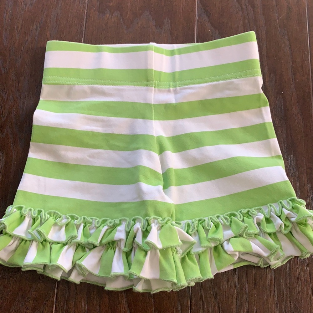 Little girl Sweet Honey Ruffle shorts
